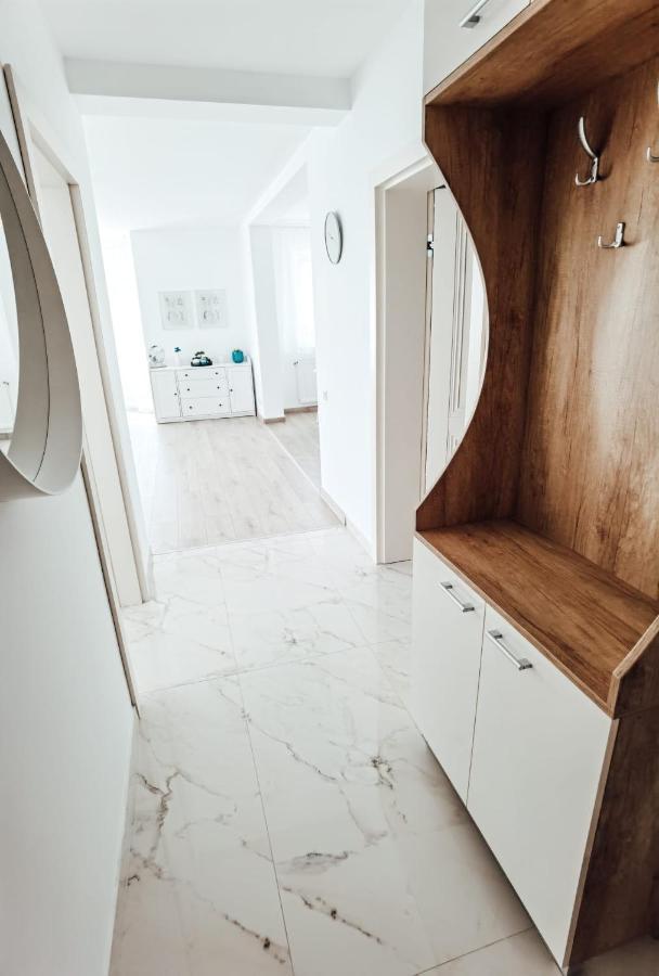 Silver Eden Apartments Cluj-Napoca Esterno foto