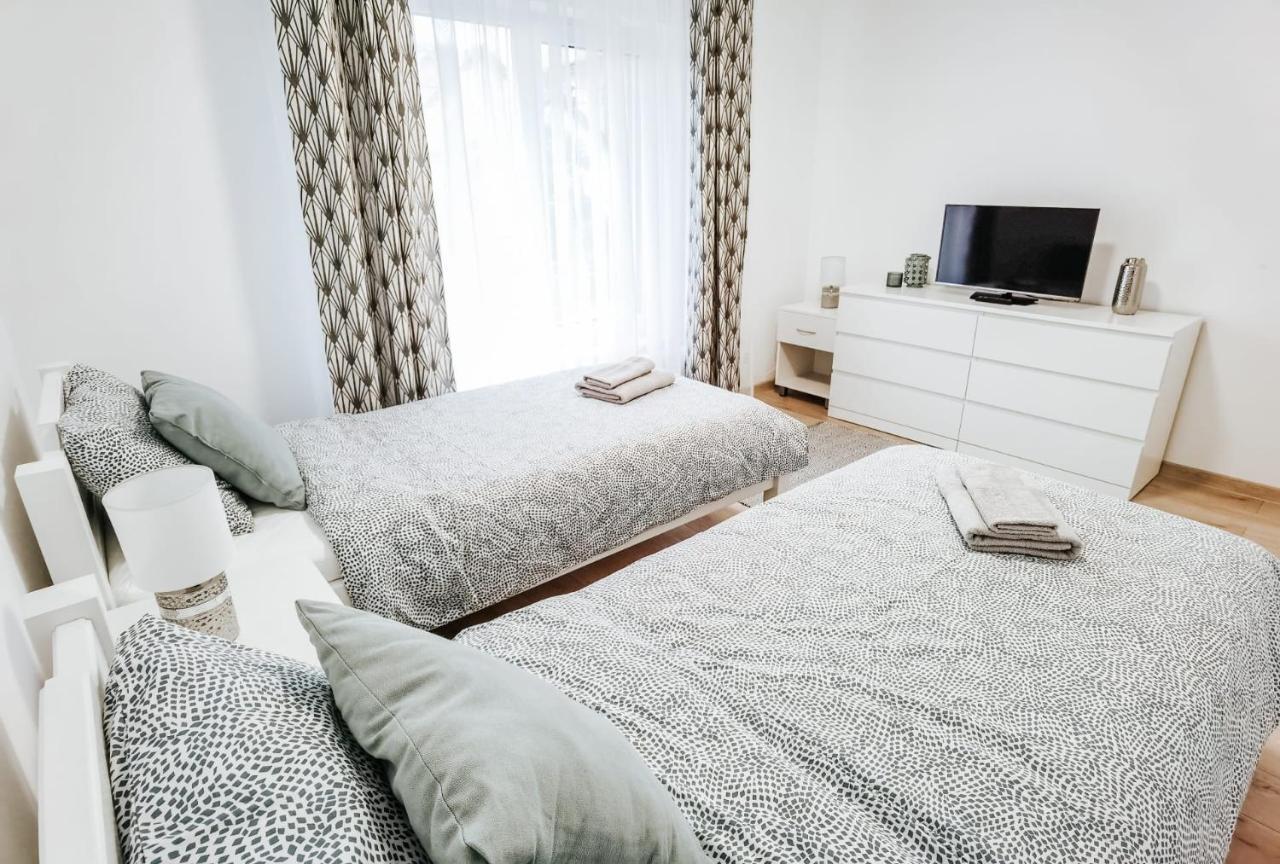 Silver Eden Apartments Cluj-Napoca Esterno foto